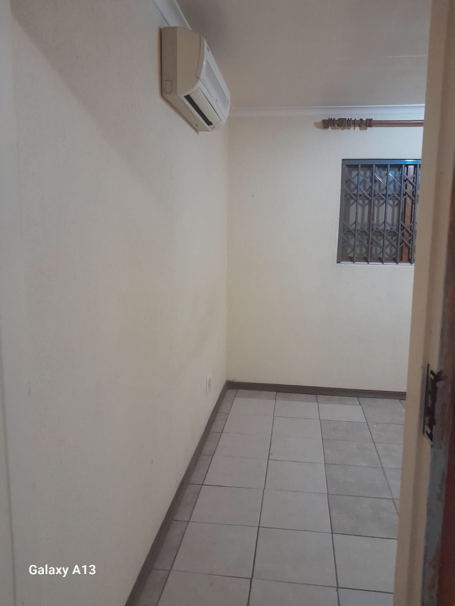 3 Bedroom Property for Sale in Tlhabane West North West